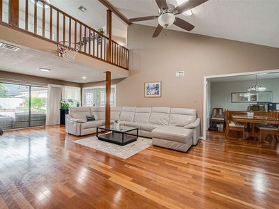 1755 Carriage Way