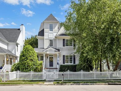 111 Chancellors Ridge Dr