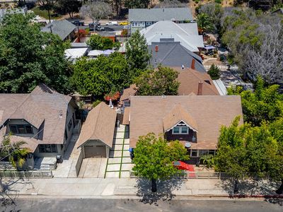 2223 Raymond Ave