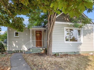 366 5th Ave