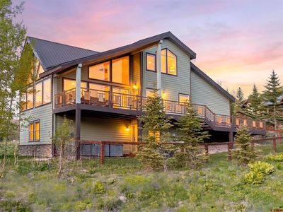 10 Ruby Drive