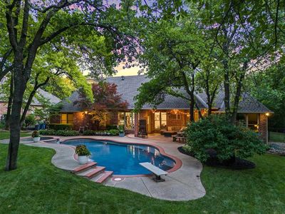 3824 Deerbrook Ct