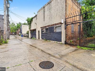 1310 W Fairmount Ave