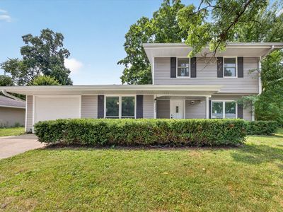 3221 N Stoneycrest Rd