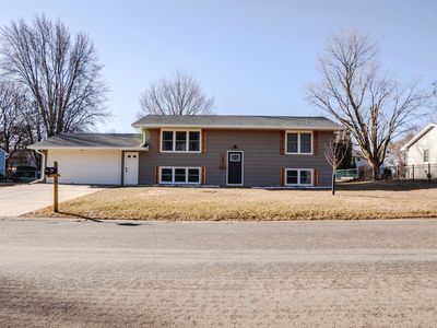 1425 Mitchell Dr