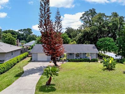 1115 Woodside Dr