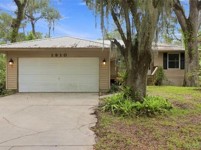 Property at 1910 NW 15th Ct, Crystal River, FL
