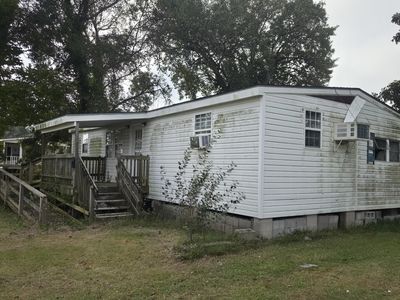 773 W Old County Rd