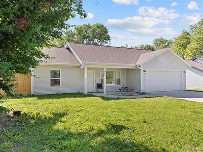 803 N Elm St