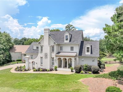 3308 Stonybrook Ln