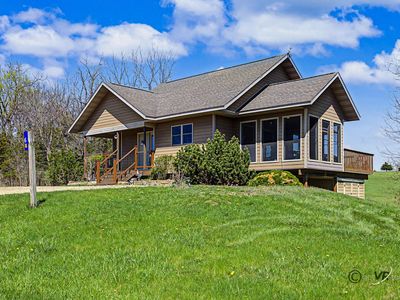 6 E Aspen Ct