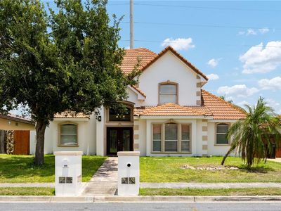 209 Baylor Ave