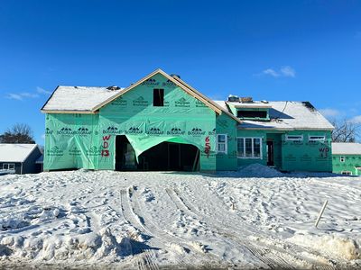 659 Waterford Village Dr NW