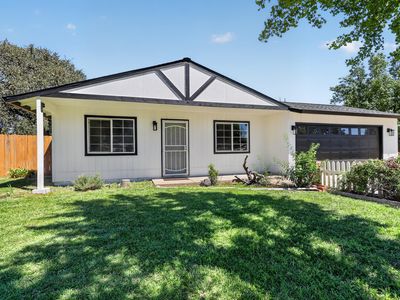 3869 Hurner Ct