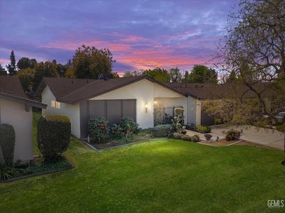 6017 Indian Wells Ave