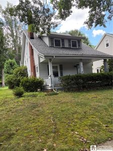 10 E Clyde Ave N