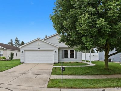 Property at 164 Falling Leaf Way, Mascoutah, IL
