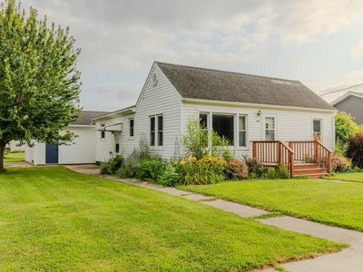 206 Main St