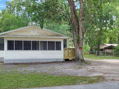 370 S Duck Ave