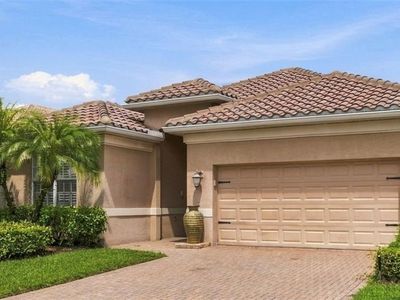 3626 Grand Cypress DR