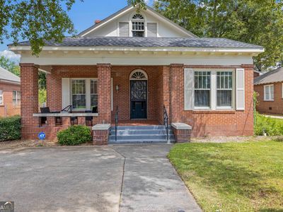 1240 Peacock Ave