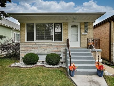 4109 N Menard Ave