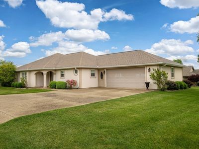 2717 Carnoustie Dr