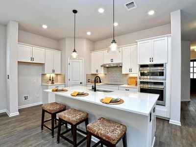 116 Monterey Oak Trl