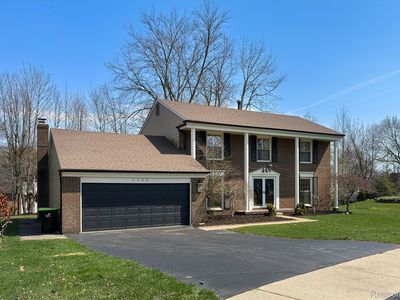 1132 Hemlock Dr