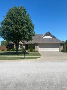 3900 W Mountain View Dr