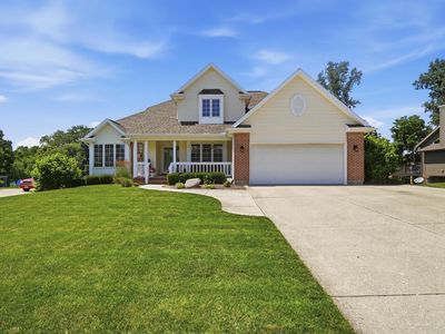1126 Kingsgate Rd
