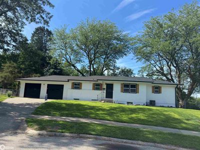 10 Fair Ridge Cir