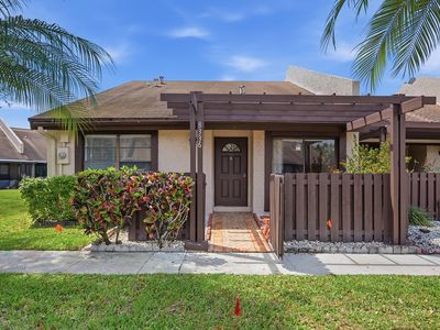 8336 NW 37th Place