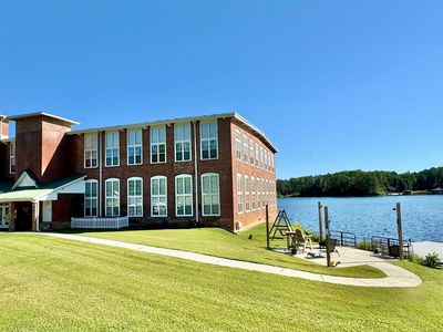 206 Carolyns Mill Place