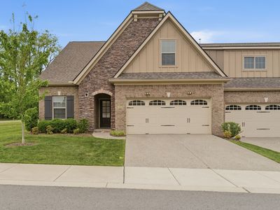 3223 Chaucer Ln