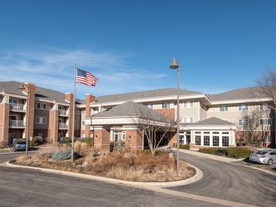 801 N McLean Blvd APT 324