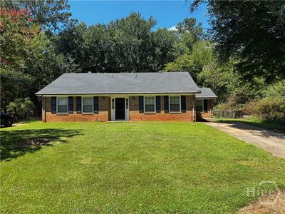 355/357 Jockey Club Dr