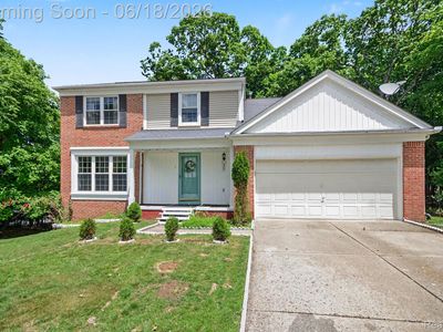 425 Thornridge Ct