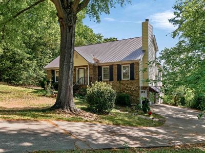 4701 Nottingham Ln