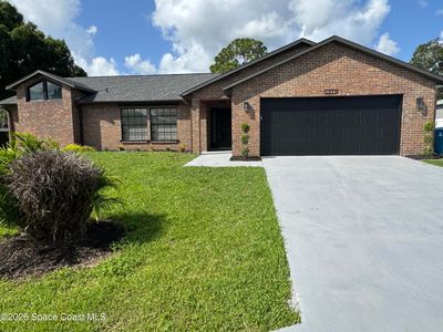 1218 Thallar Ln NW