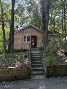 21 Gorge Dr