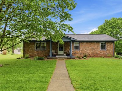 201 Castle Dr