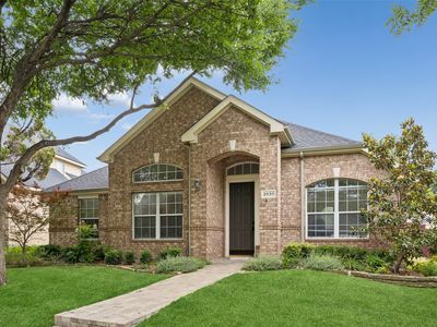 2037 Saint Ives Dr