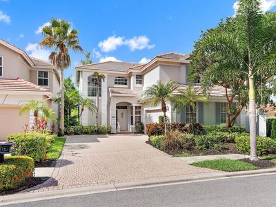 8208 Heritage Club Drive