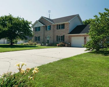45 Oak Ridge Dr