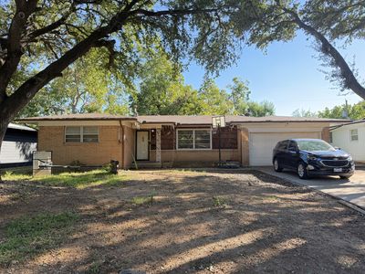 1202 W Tucker Blvd