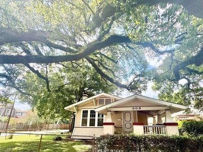 309 Bayland Ave