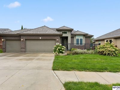 4810 S 155th Plz