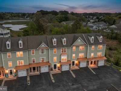 17 Shoal Ln
