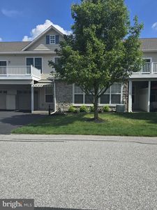 1204 Crestview Ln #1204